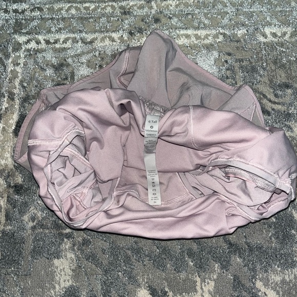 Lululemon pink Hotty Hot shots - Picture 3 of 3